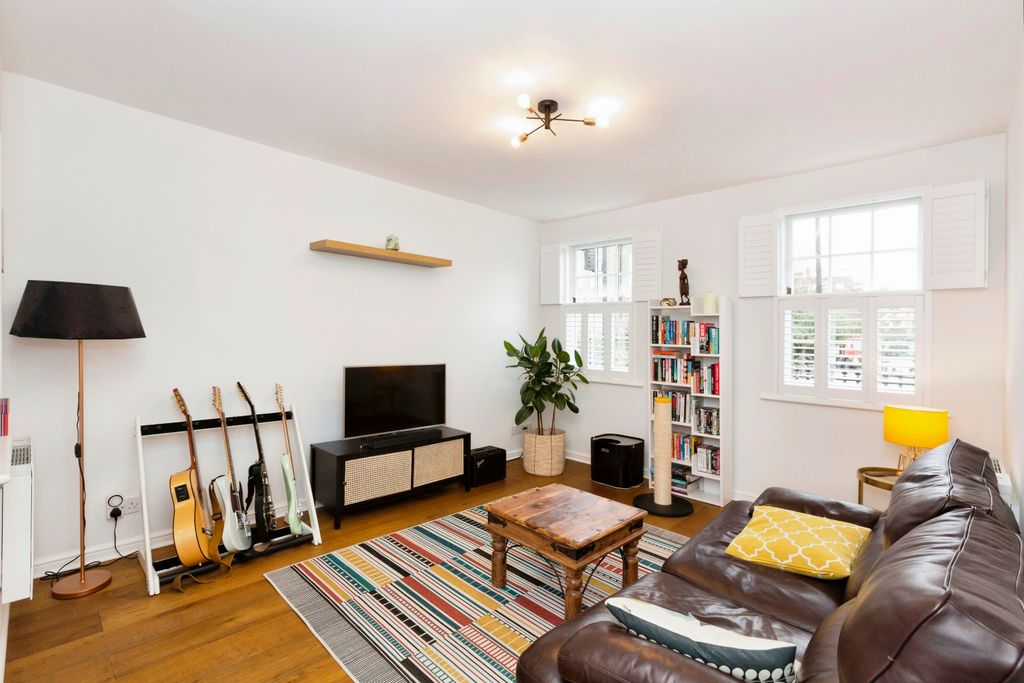 Property photo 2 of 18 070224_Pickering__6