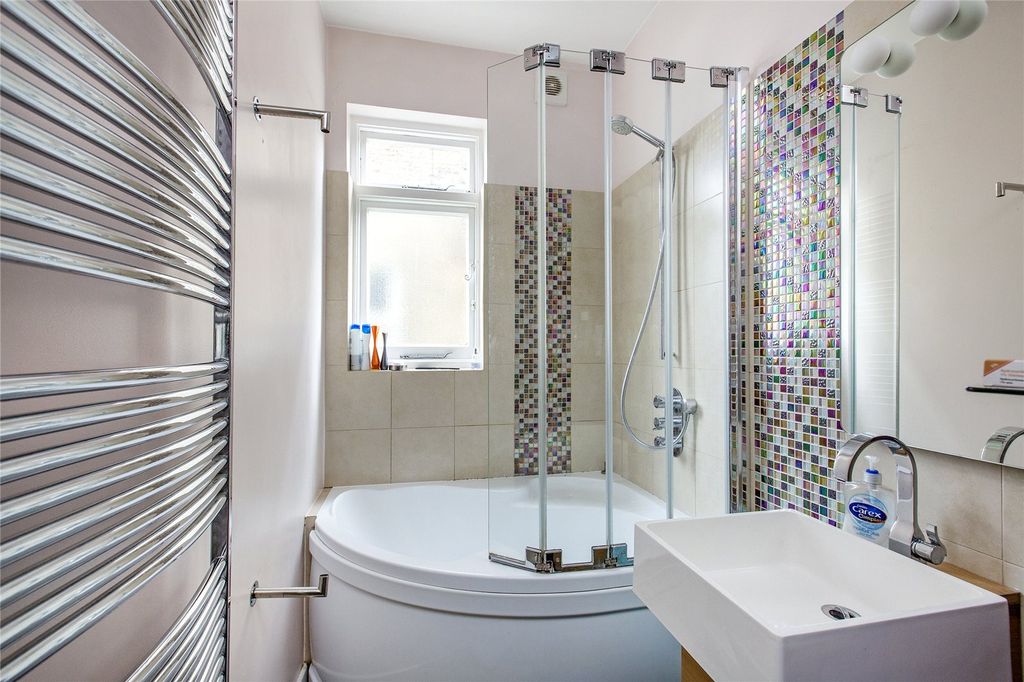 Property photo 2 of 6 Picture No. 06