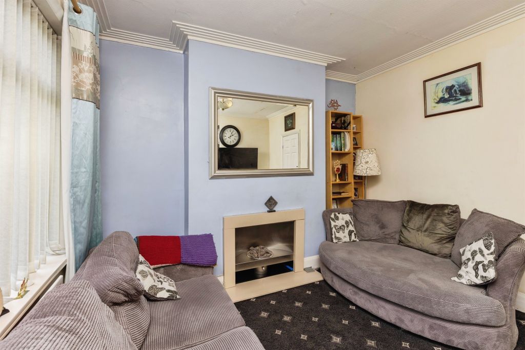 Property photo 2 of 16