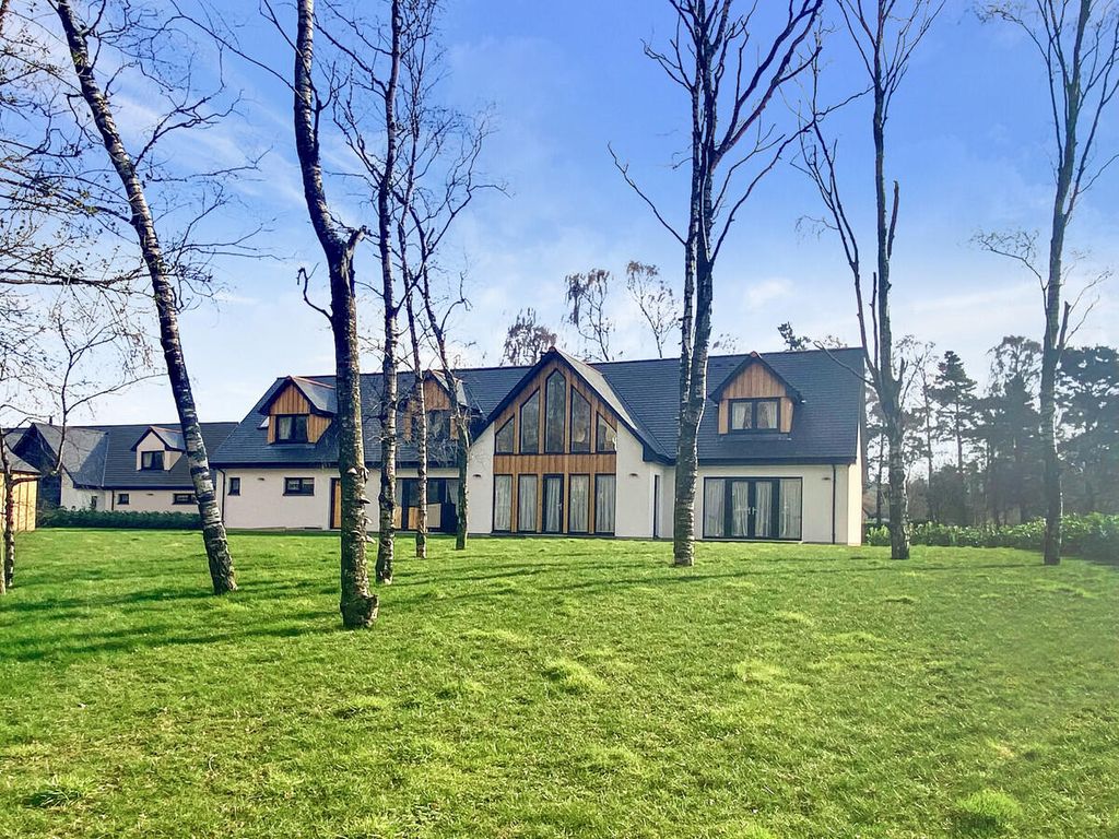 Property photo 1 of 43 Exterior