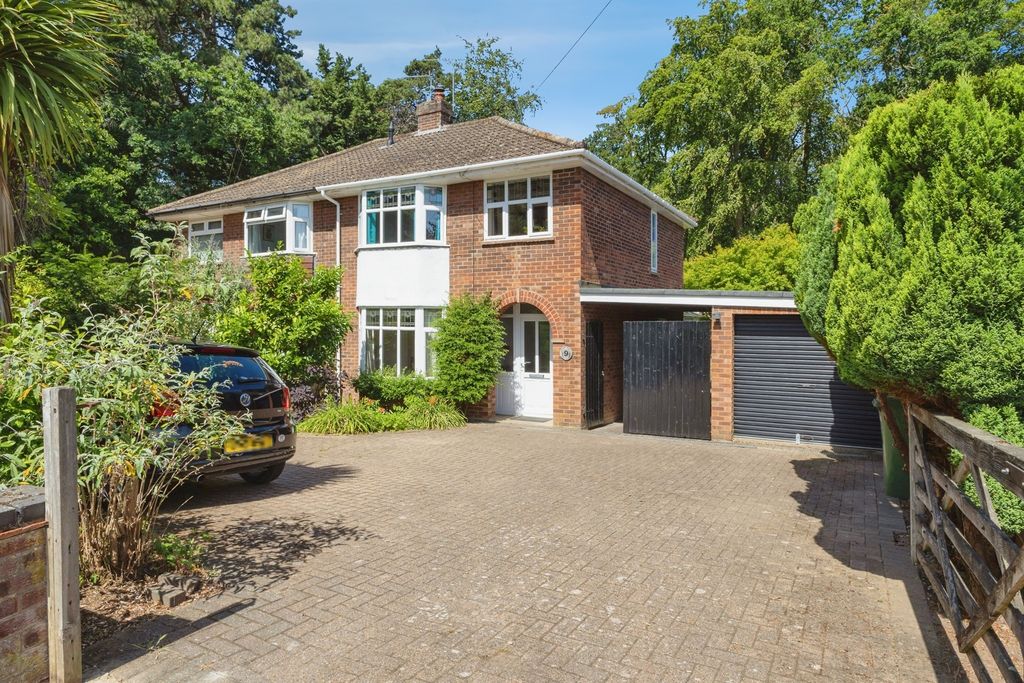 Property photo 1 of 20