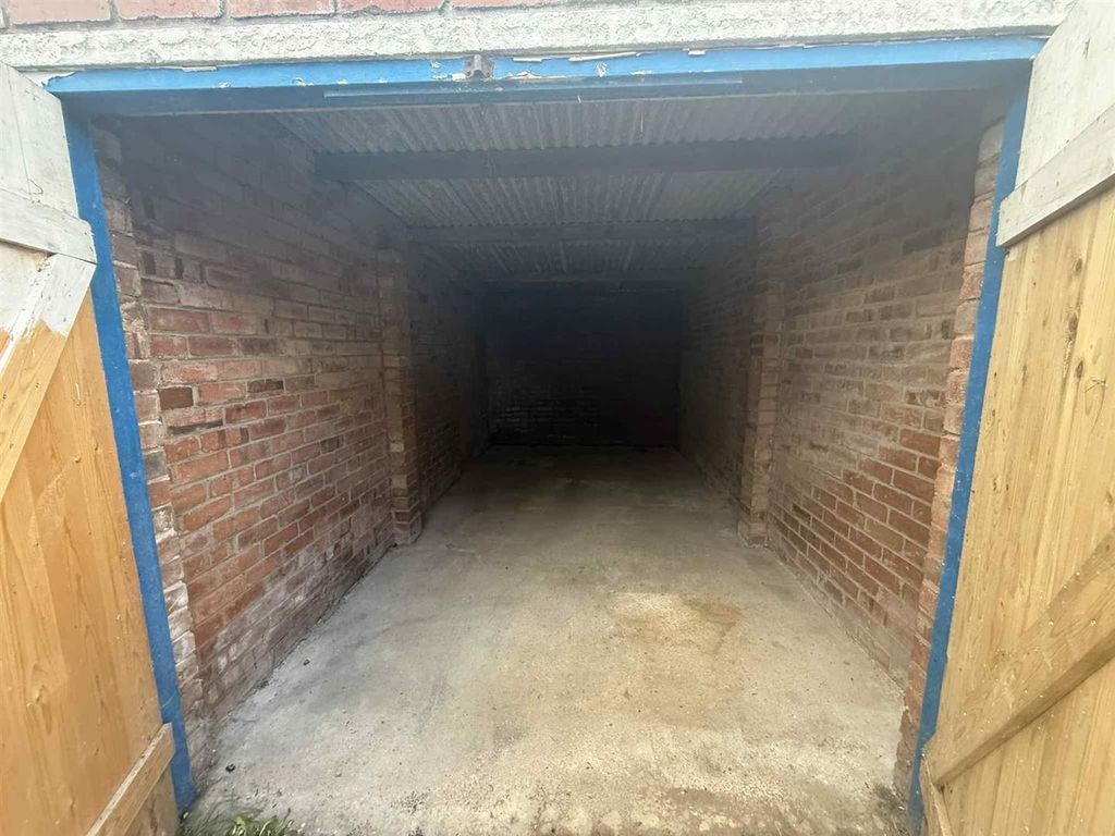 Property photo 2 of 3 50F12E70-4F50-423F-A298-032c27d26Ca3.Jpg