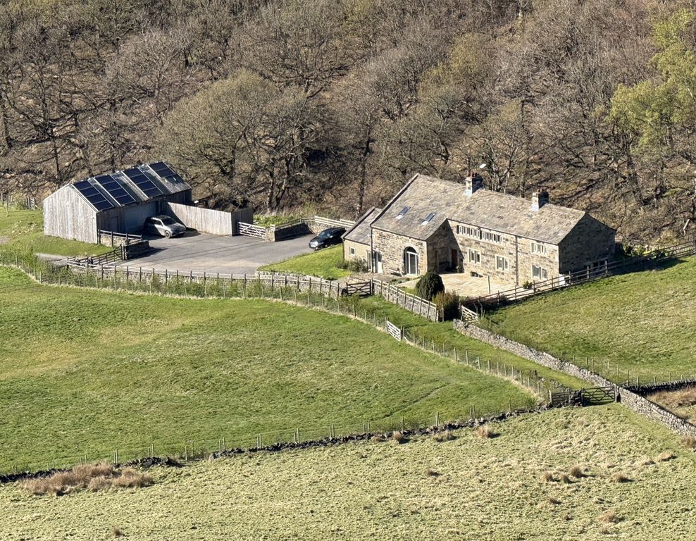 Property photo 1 of 38 Front Farm