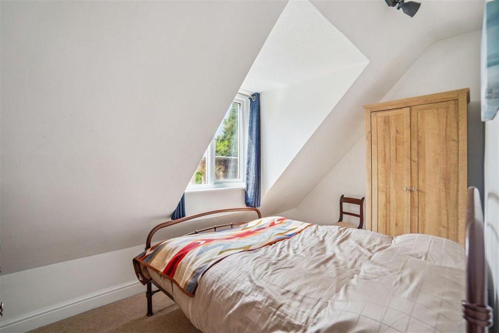 Additional image 14 of 2 bed flat for saleTotteridge Lane, High Wycombe HP13