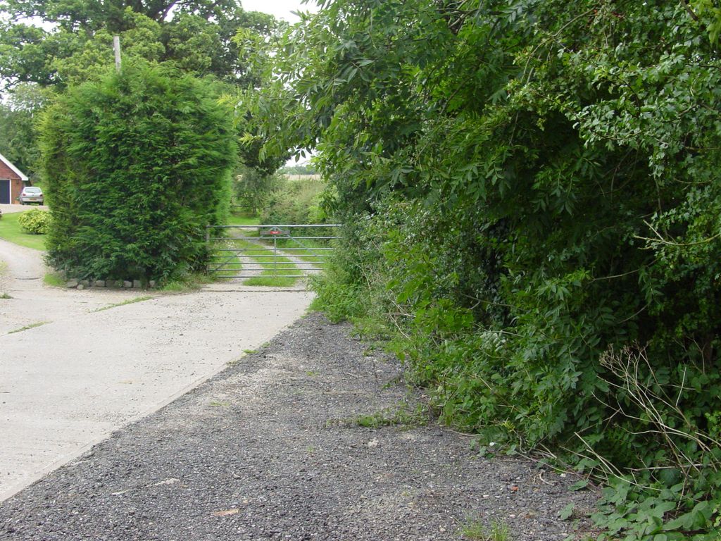 Property photo 2 of 12