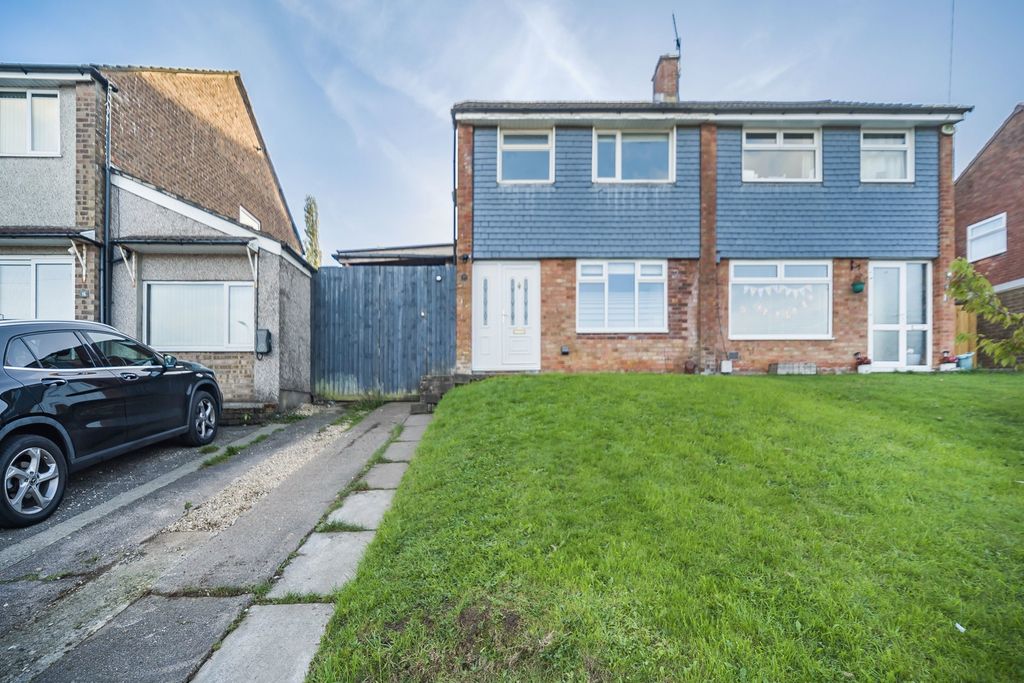 Property photo 1 of 36