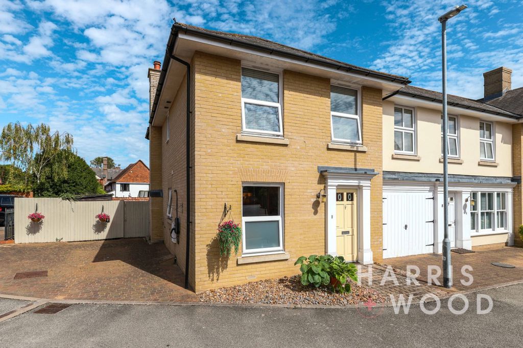 Property photo 1 of 44 4051690