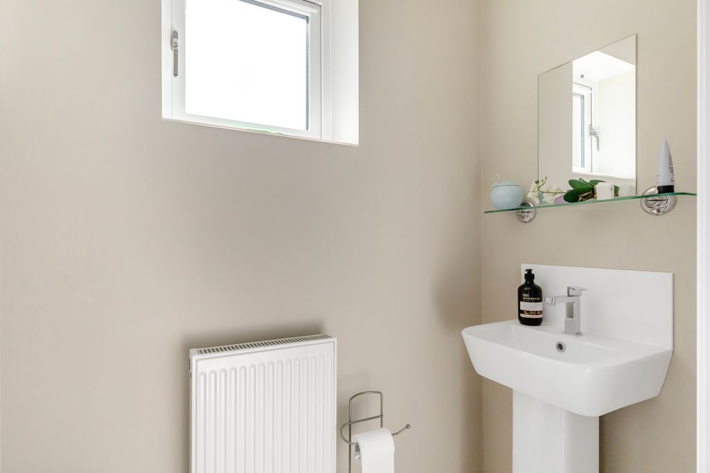 Additional image 17 of 4 bed semi-detached house for saleHall Lane, Kettering NN15