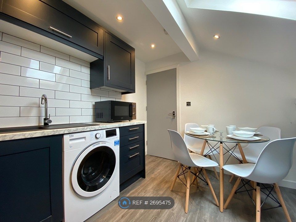 Property photo 2 of 3