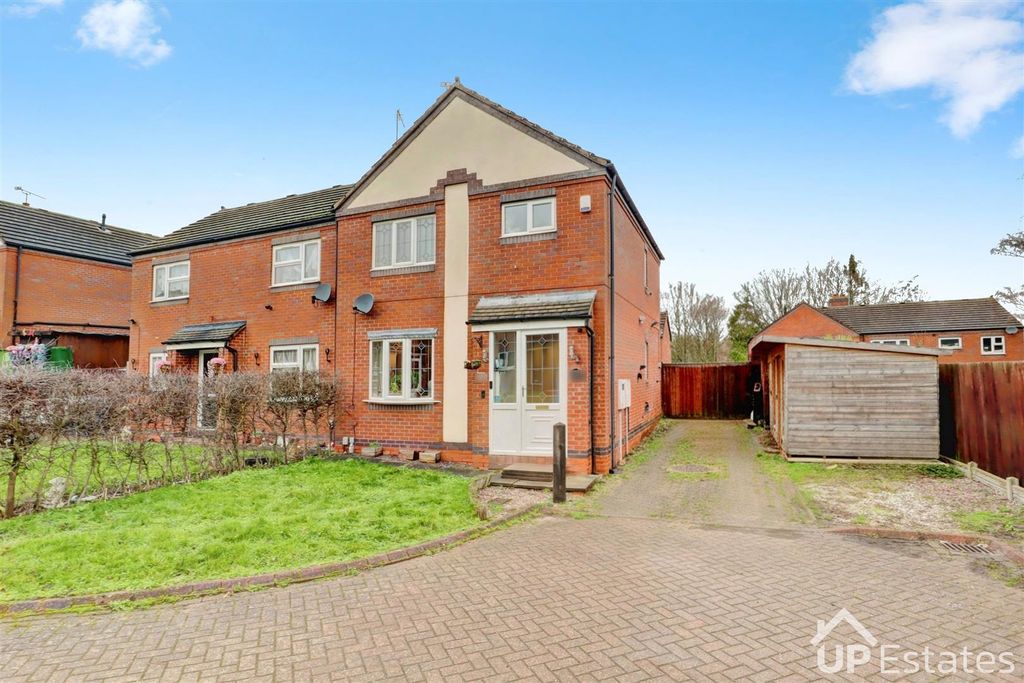 Property photo 1 of 13 Front Aspect