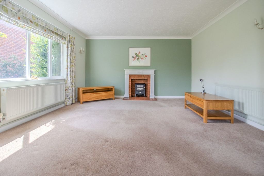 Property photo 2 of 26 4978145