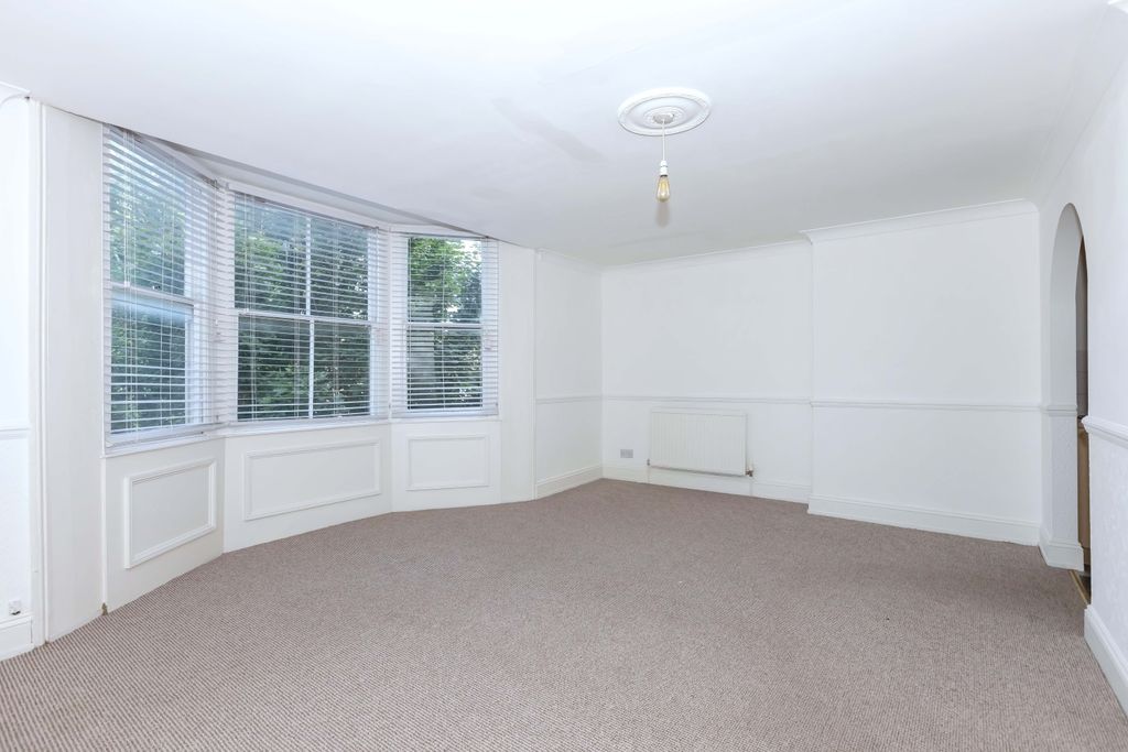 Property photo 1 of 9 Goldstone Villas
