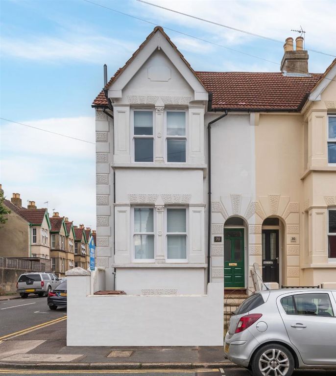 Property photo 1 of 16 External