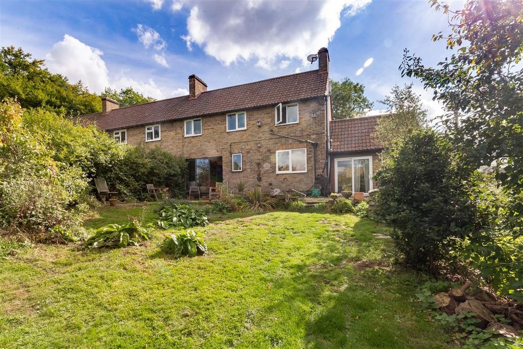 Property photo 2 of 33 Img_3256-Hdr.Jpg