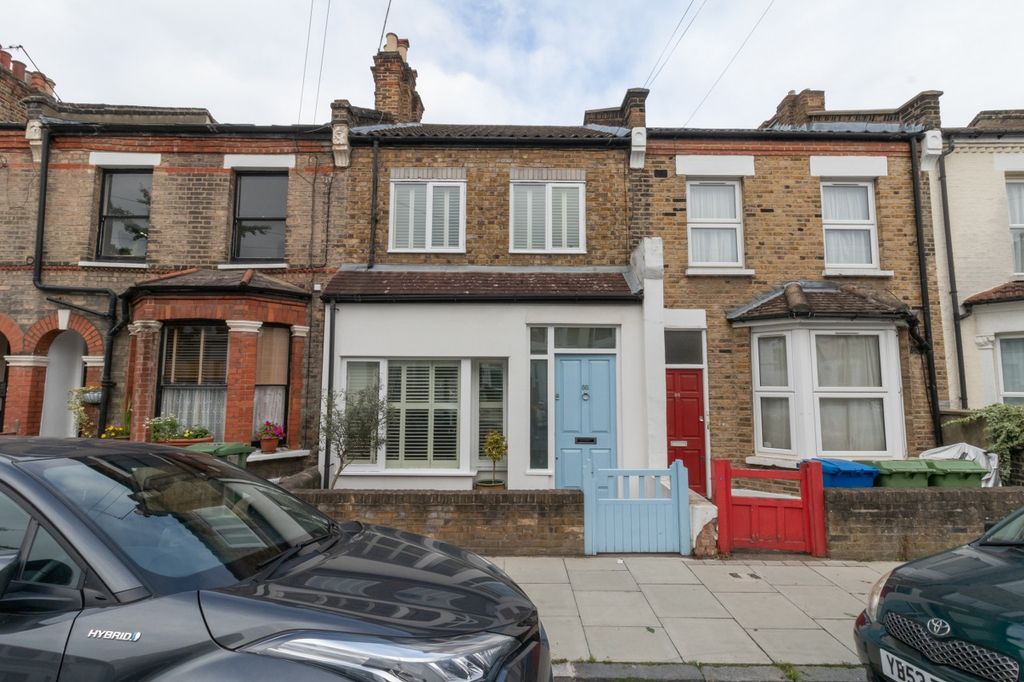 Property photo 2 of 10