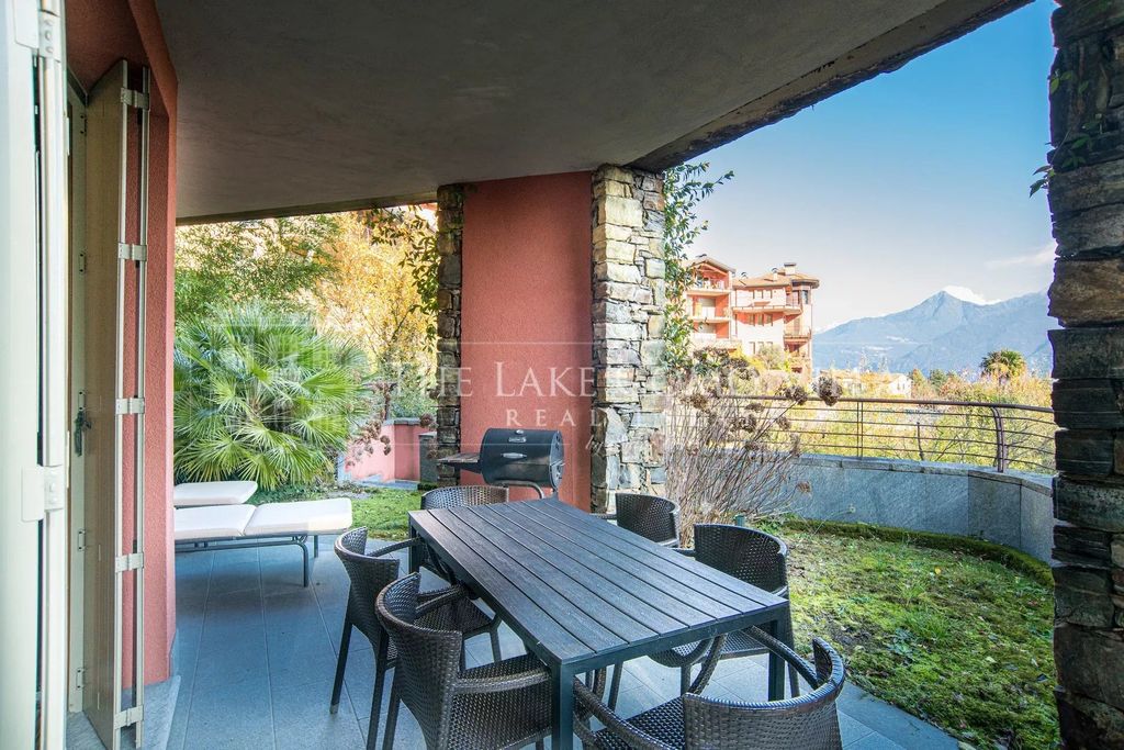 Property photo 3 of 49