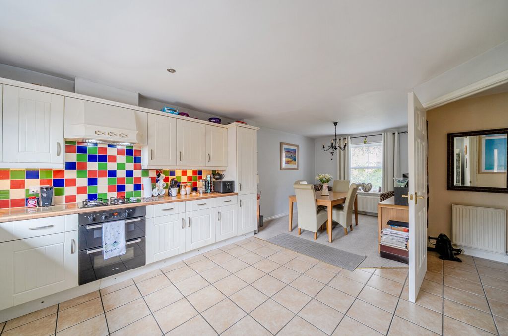 Property photo 3 of 21 1529766-7-1A11F9B...