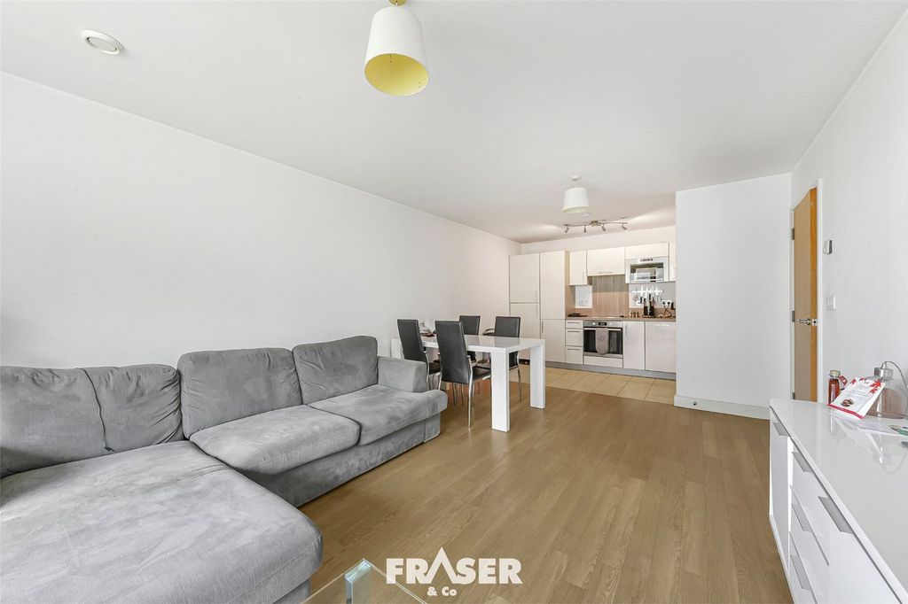 Property photo 3 of 16 Picture No. 16