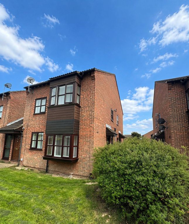 Property photo 1 of 5