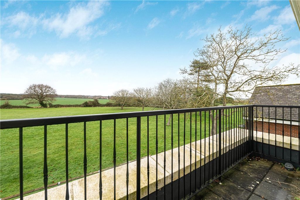 Property photo 2 of 23 Picture 2