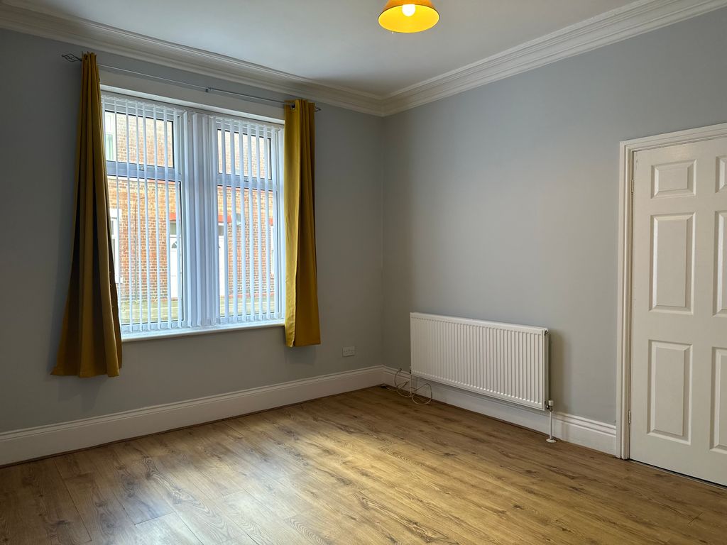 Property photo 3 of 12 Img_0441