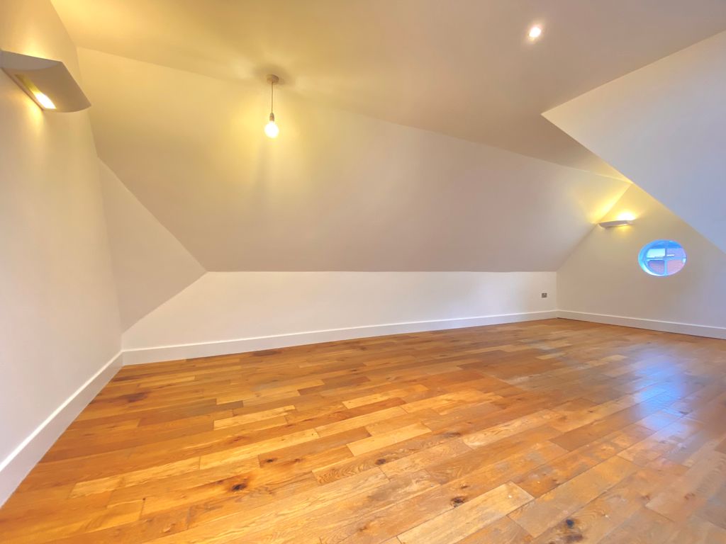 Property photo 2 of 6 Family Room