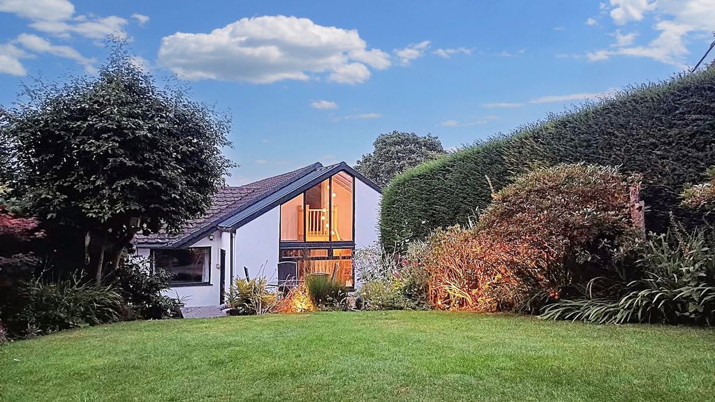 Property photo 1 of 34