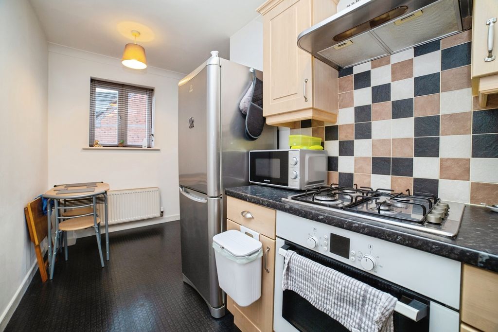 Property photo 3 of 11 Pbox-Img.Jpg