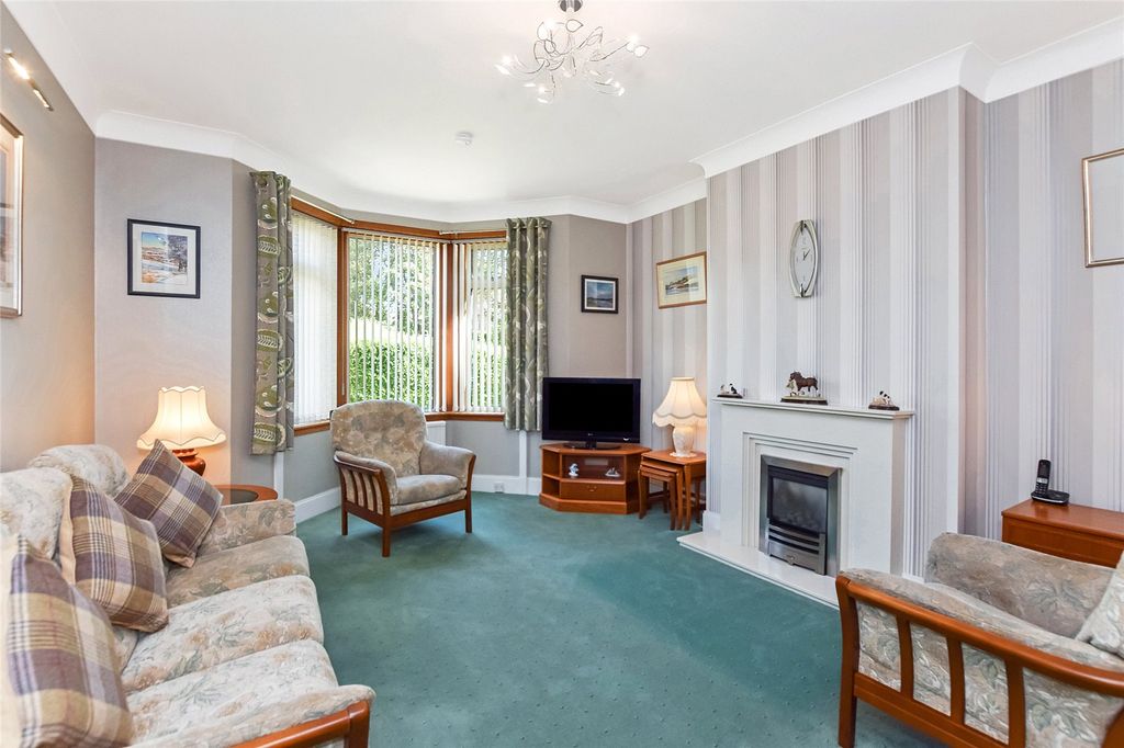 Property photo 2 of 19 Picture No. 04