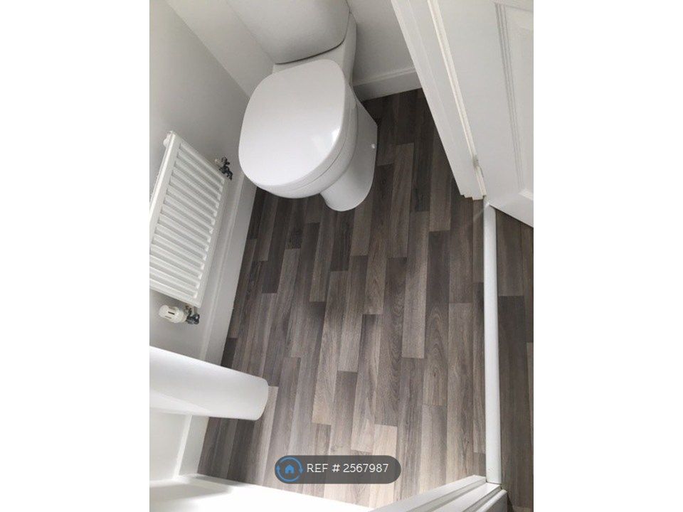 Property photo 3 of 18 Downstairs Toilet