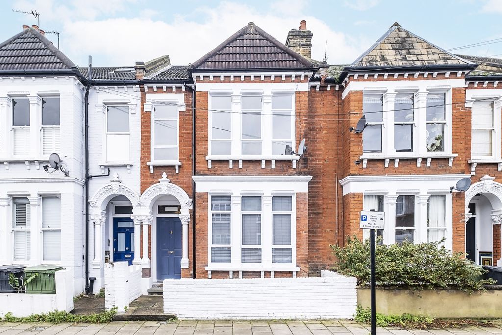 Property photo 1 of 7