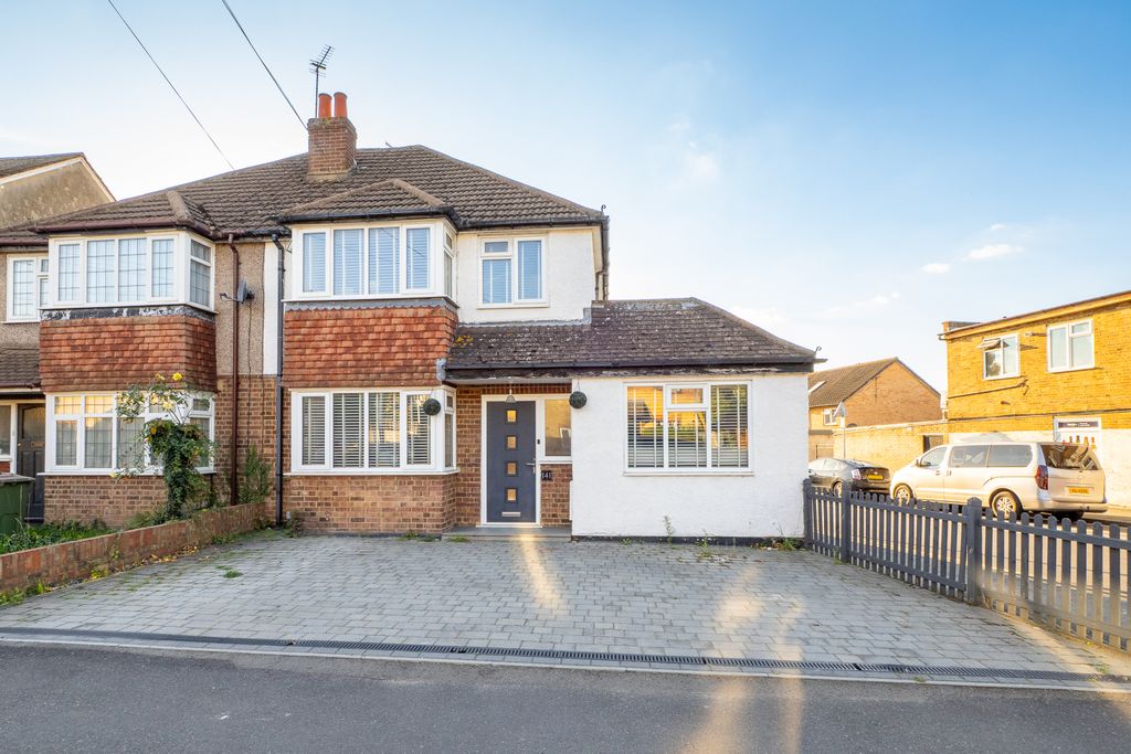 Property photo 1 of 19 Picture No. 04