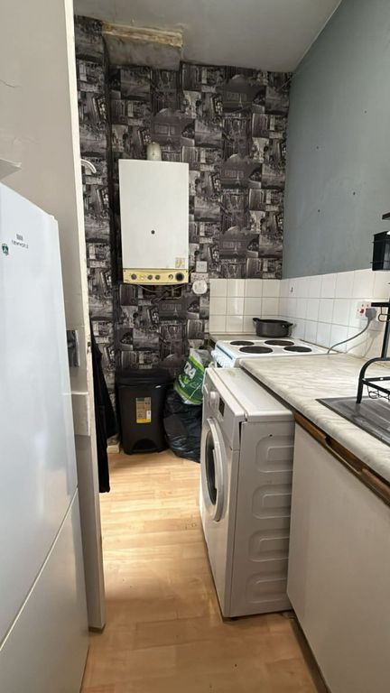 Property photo 3 of 5