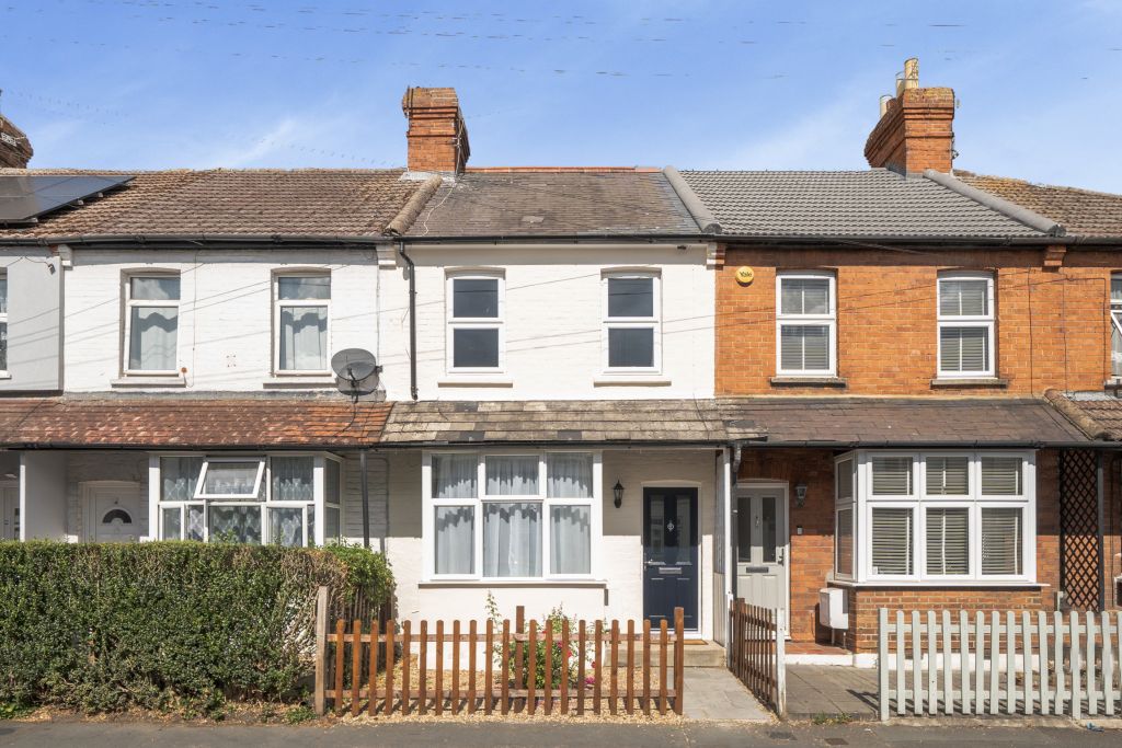 Property photo 1 of 17