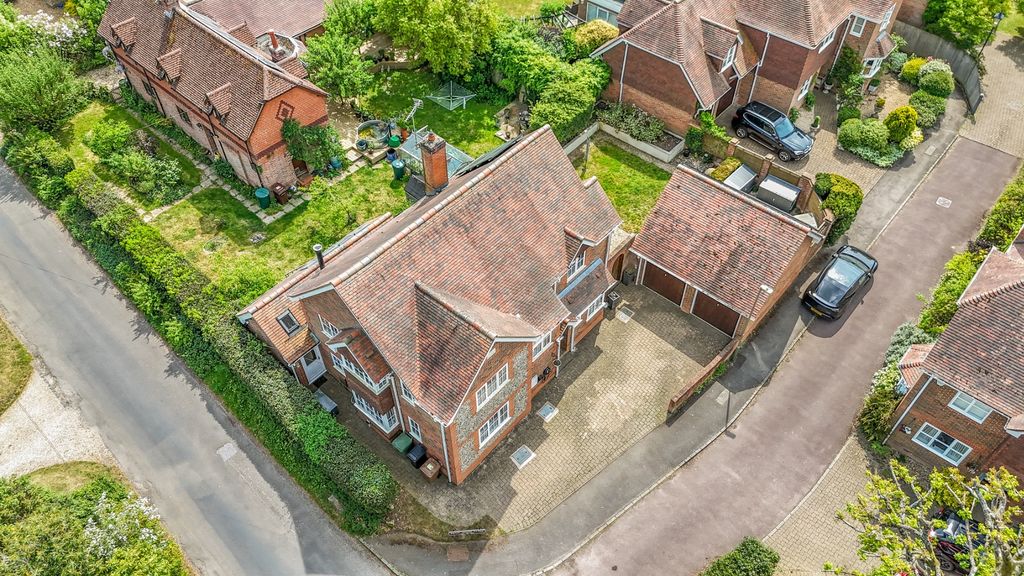 Property photo 2 of 36 5128176