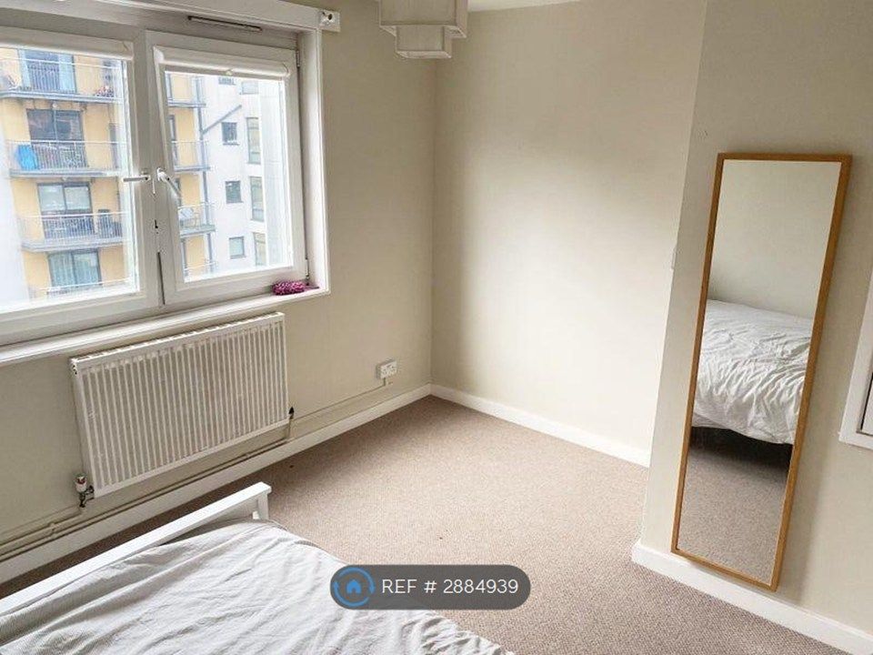Property photo 3 of 4