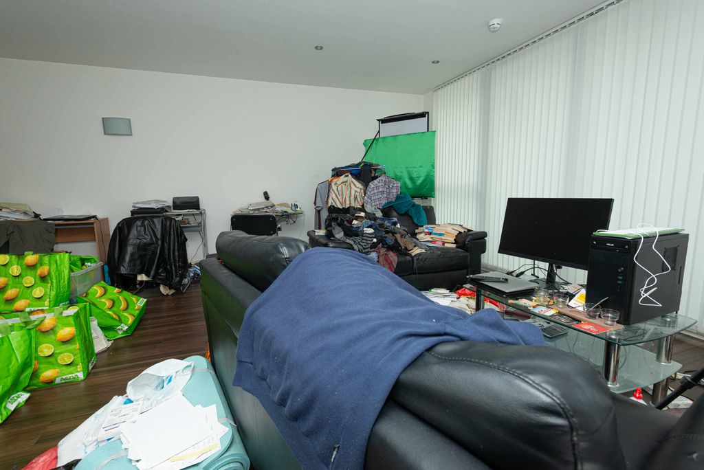 Property photo 3 of 23