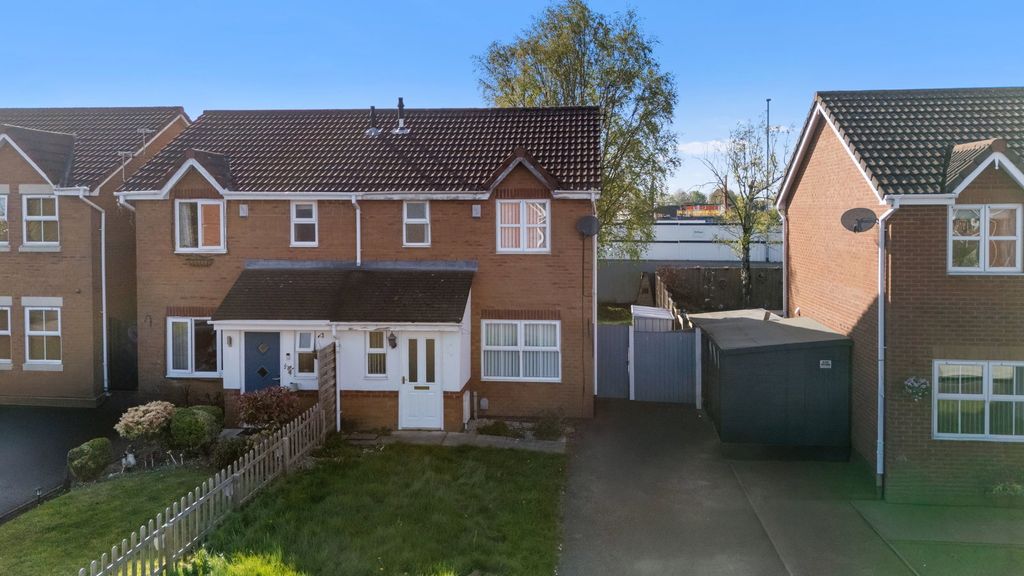 Property photo 2 of 31