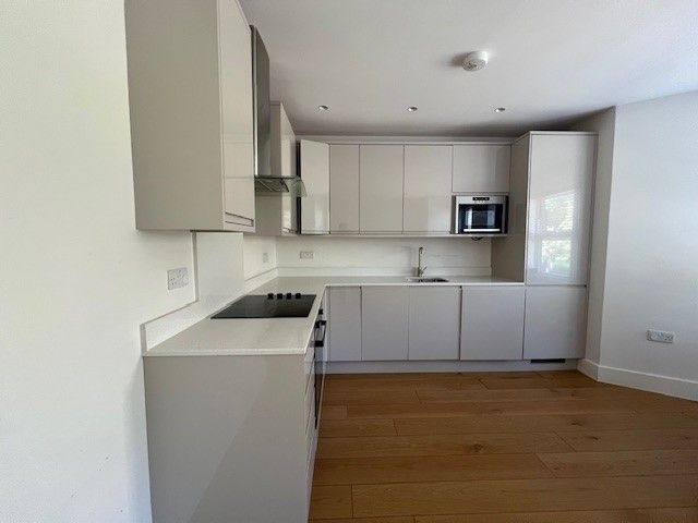 Property photo 3 of 6