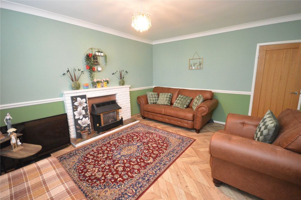 Property photo 3 of 10 Picture 3