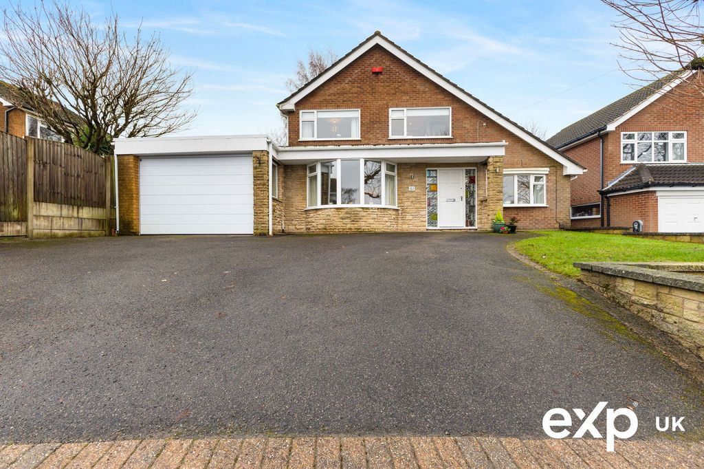 Property photo 1 of 28