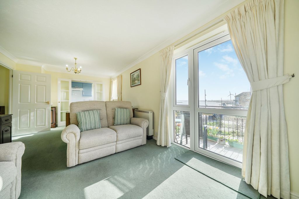 Property photo 3 of 21 1436181-10-69Ca39...