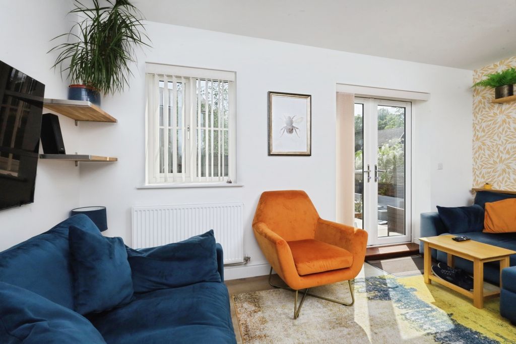 Additional image 20 of 5 bed town house for saleMillennium Way, Heathfield, East Sussex TN21