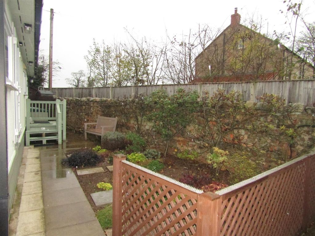 Property photo 2 of 8 Img_8253.Jpg