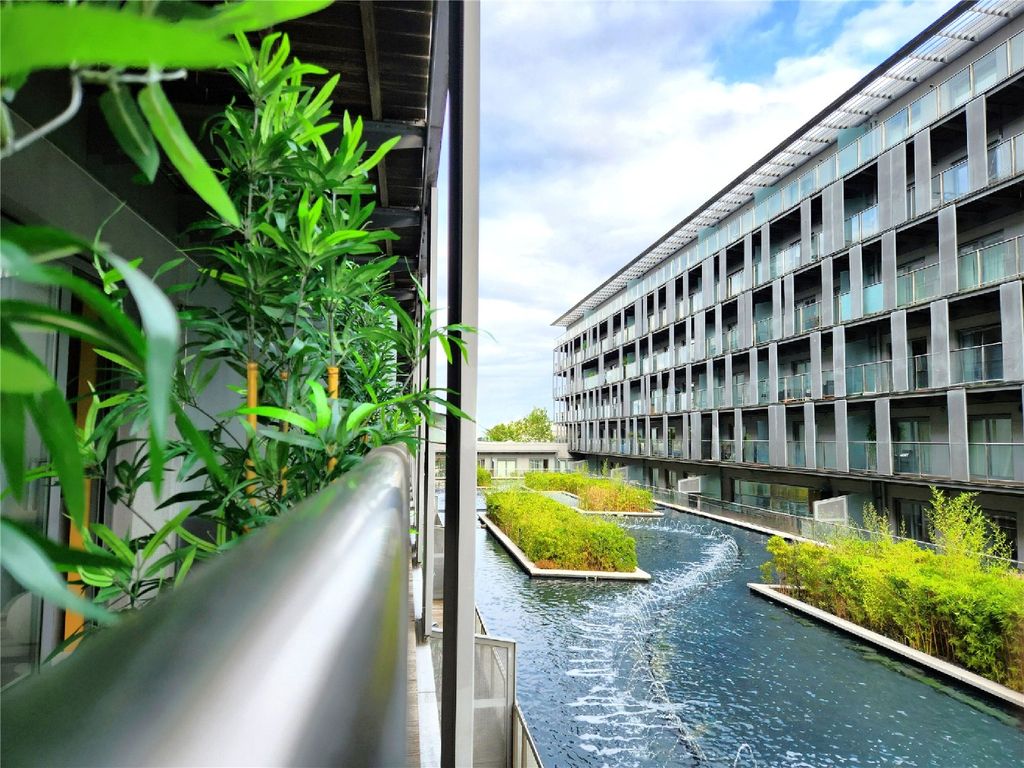 Property photo 2 of 11 Views