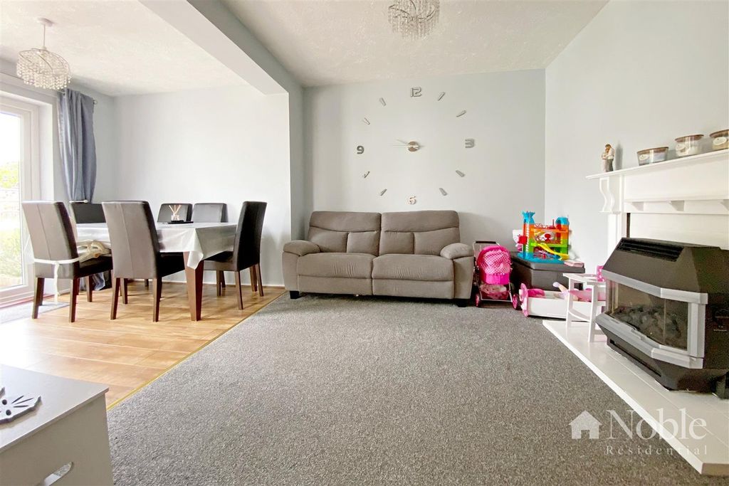 Property photo 2 of 10 Reception Room