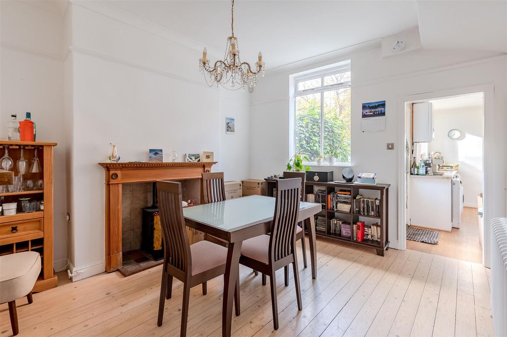 Property photo 3 of 12 Dining Room