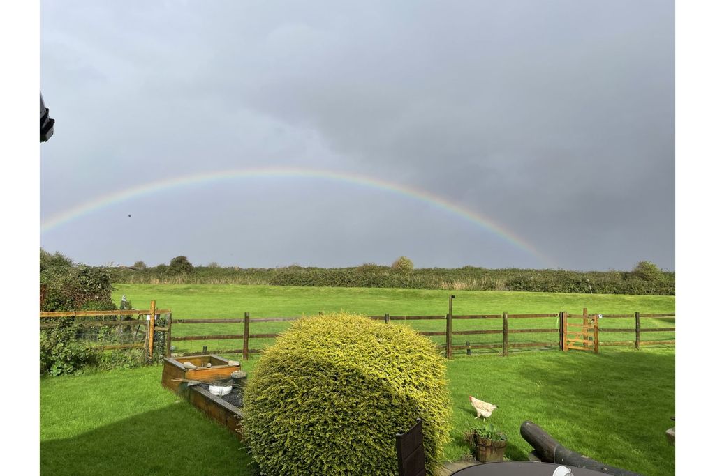 Property photo 3 of 42 Paddock