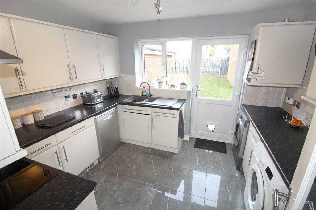 Property photo 3 of 19 Picture No. 03