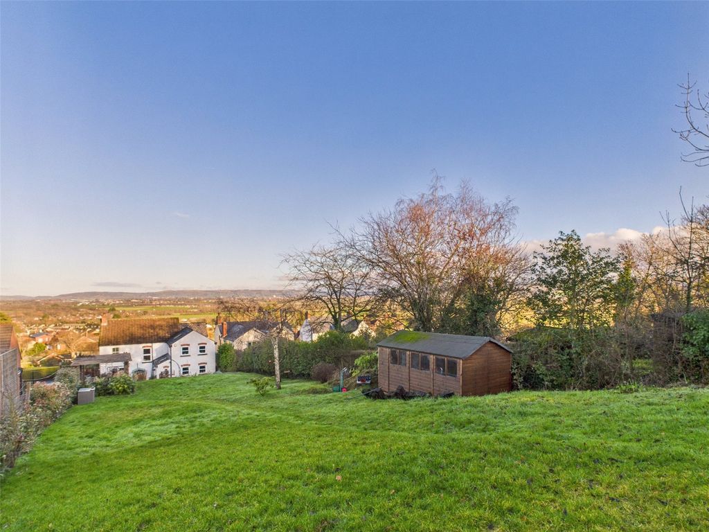 Property photo 3 of 23 Picture No. 06